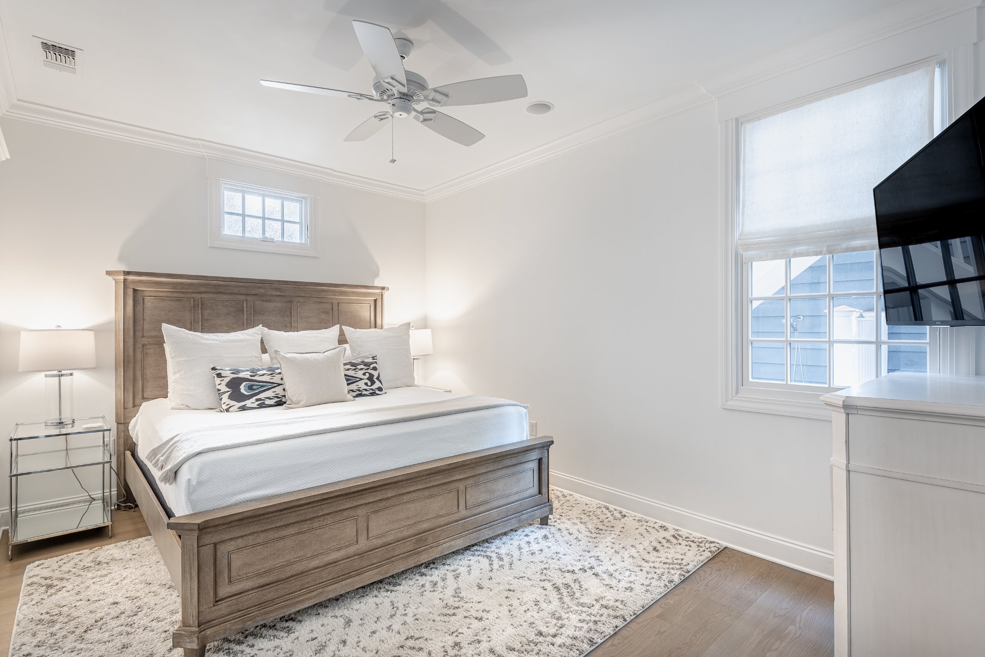King primary bedroom suite 59 W Water Street